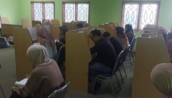 Pelaksanaan Ujian Kompetensi Bahasa Inggris di Minggu Ke Tiga dan Empat Mei 2025