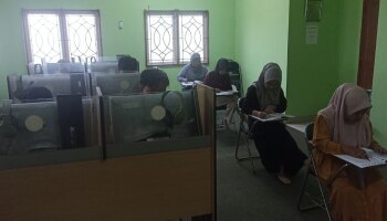 Pelaksanaan Ujian Kompetensi Bahasa Inggris di Minggu Pertama dan Kedua Bulan Mei 2025