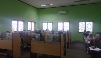 Ujian Kompetensi Bahasa Inggris di Unit Pelaksana Teknis Bahasa di Bulan Ramadahn