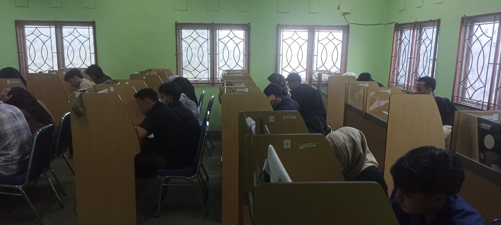 Ujian Kompetensi Bahasa Inggris di Akhir Bulan Januari 2026